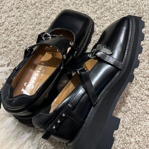 Leather shoes